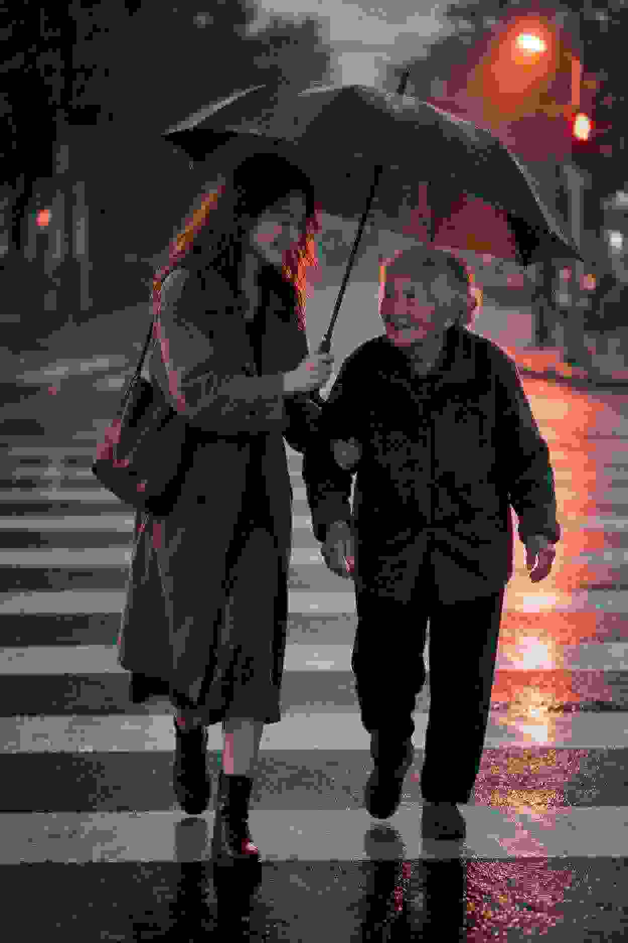 爱在人间